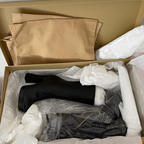 Micheal Kors Emmy Runway collection - Picture 4 of 6